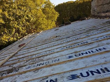 Installation de panneaux isolants