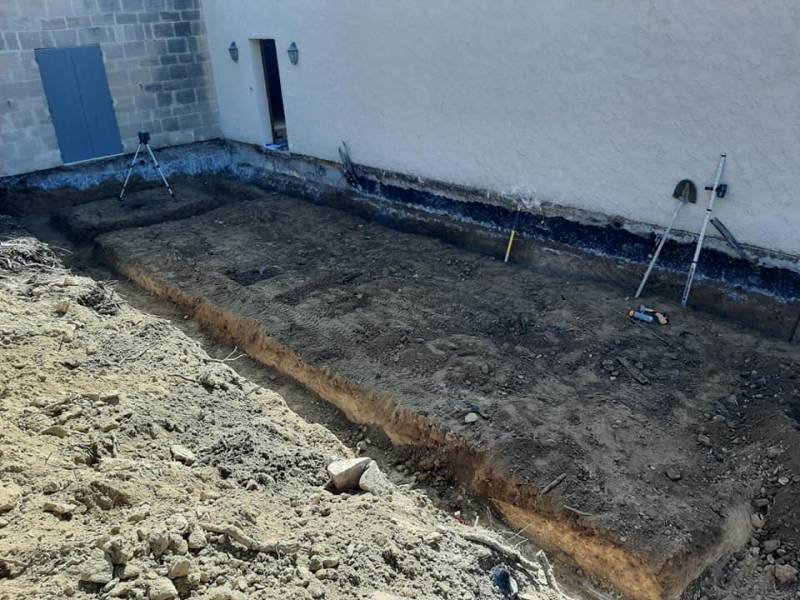 Terrassement pour agrandissement à l'Est d'Aix-en-Provence.