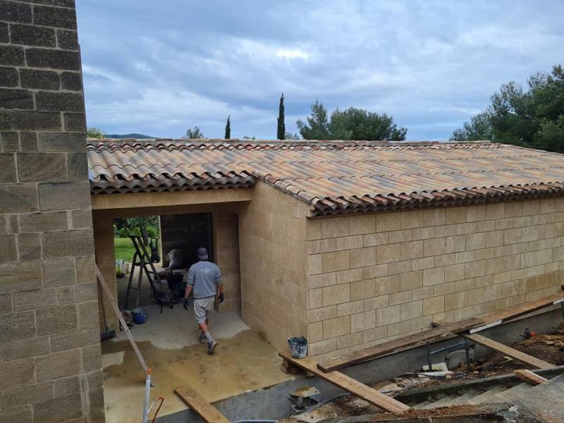 Doublage en pierres de Rognes en Pays d'Aix