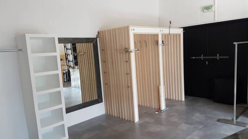 Modernisation de cabines d'essayage en boutique dans le Pays d'Aix