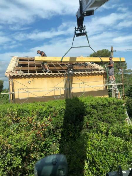 Changement de charpente en bois traité en pays d'Aix