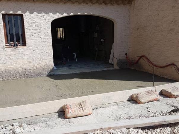 La création d'une extension en Pays d'Aix avec des professionnels qualifiés.