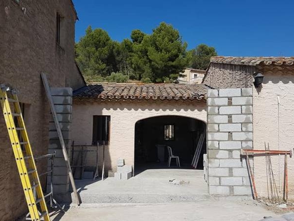 La création d'une extension en Pays d'Aix avec des professionnels qualifiés.