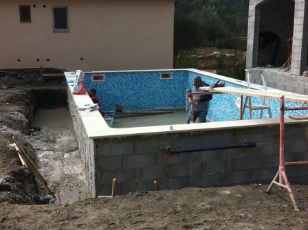 Extension de maison à Saint-Marc Jaumegarde par des artisans français qualifiés.